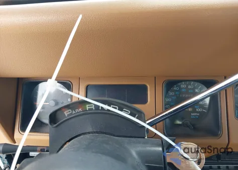 1995 Jeep Wrangler / Yj S/Rio Grande z USA, uszkodzony, nr VIN 1J4FY19P2SP233956